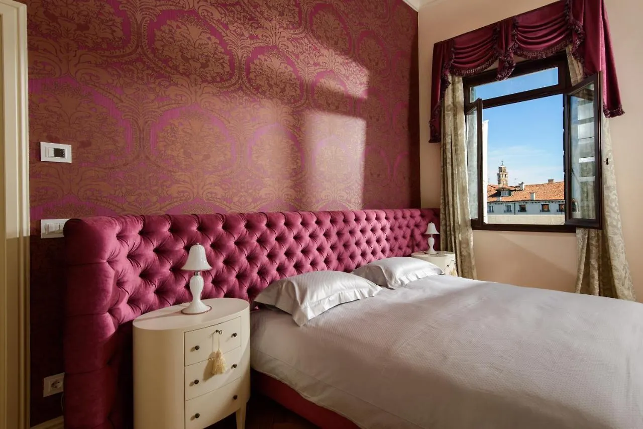 Celestina Grand Canal Apartment Venice 0*,
