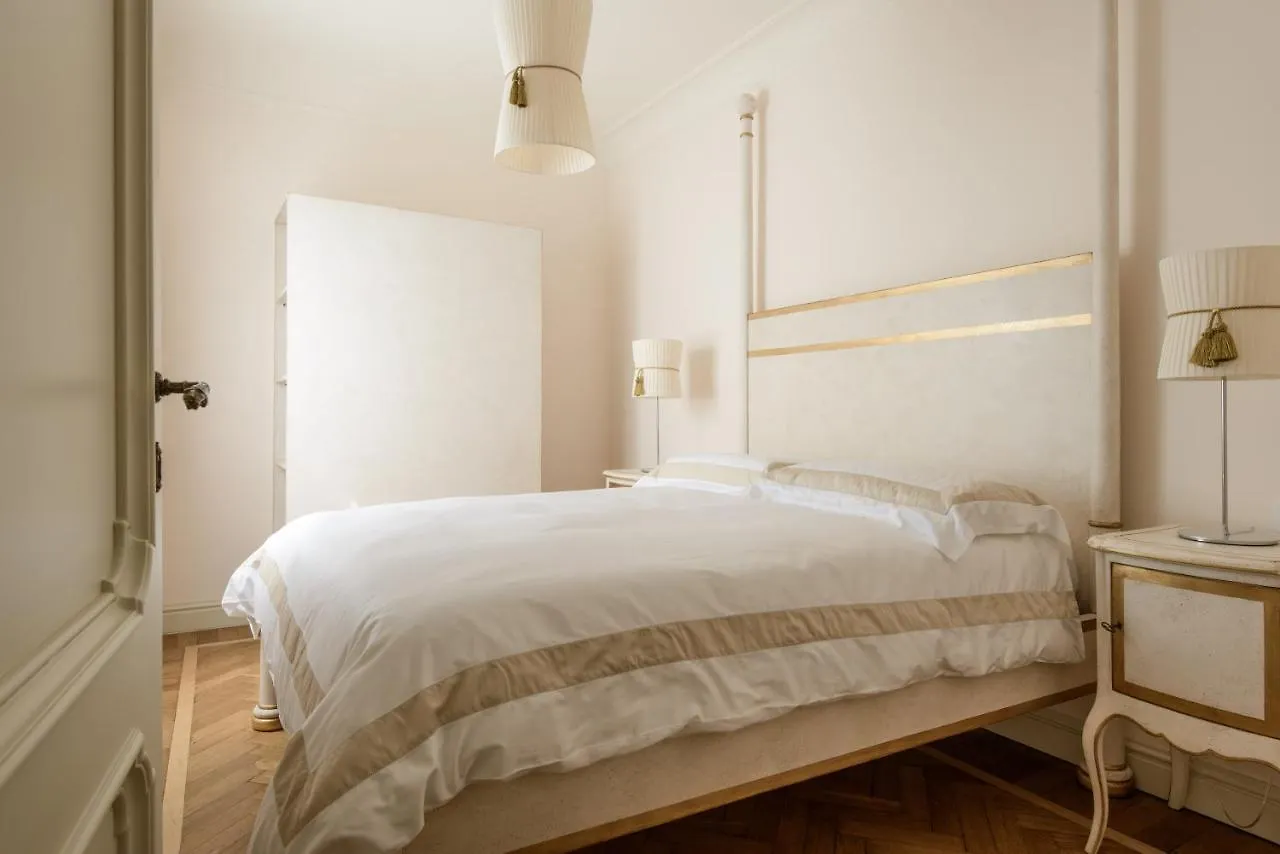 Celestina Grand Canal Apartment Venice